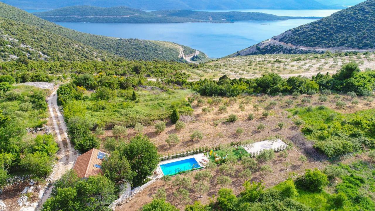 Holiday Home Zavala Klek Esterno foto