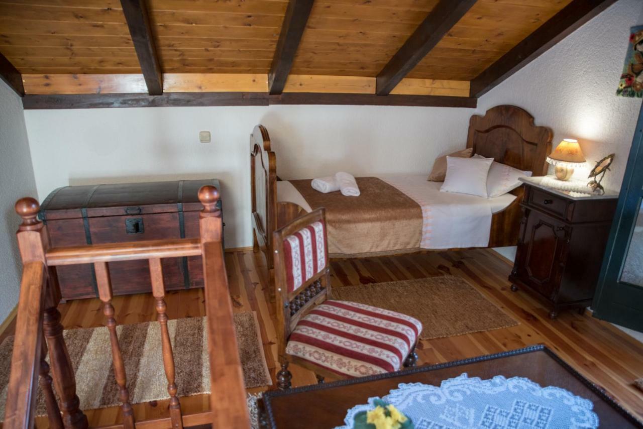 Holiday Home Zavala Klek Esterno foto