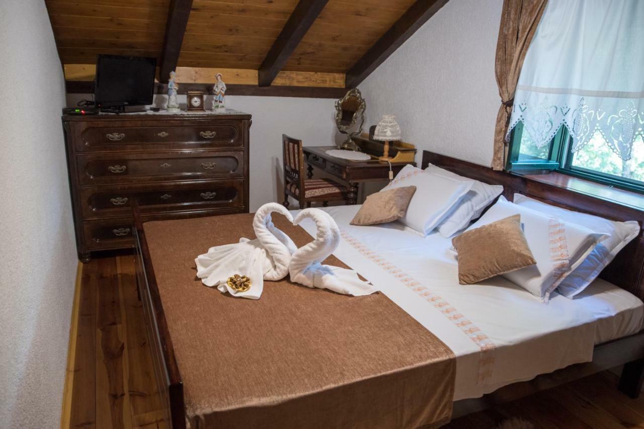Holiday Home Zavala Klek Esterno foto